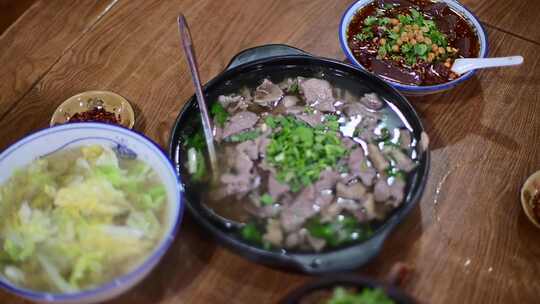 跷脚牛肉餐饮美食4K素材