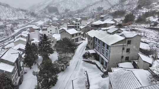 村落雪景俯瞰