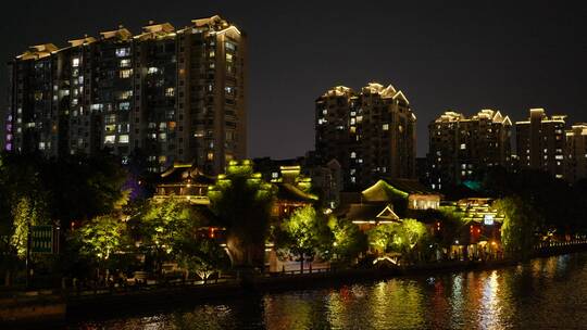 杭州城市里的夜景