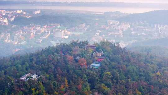 4k长沙岳麓山云麓宫秋景航拍