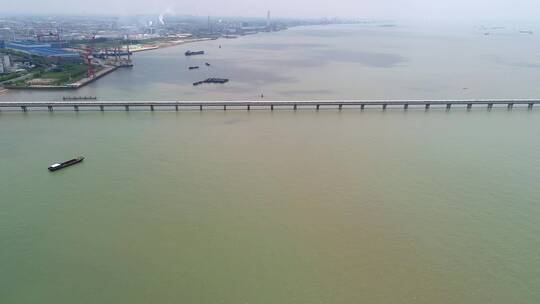 长江南通段石油危险品码头