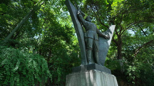 武汉首义战士纪念塑像