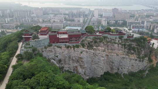 航拍湖北襄阳城市夜景交通