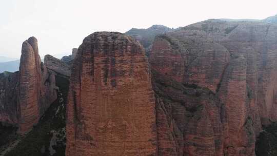 岩石， Mallos De Riglos