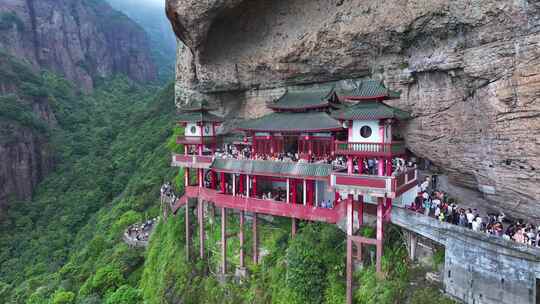 漳州灵通山悬空寺