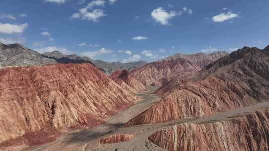 乌恰天山昆仑山交汇地貌航拍