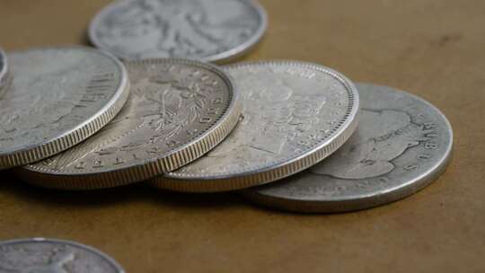 旋转股票镜头拍摄的古董美国硬币-MONEY 0116