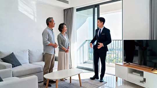 房地产销售带客户看房销售商品房