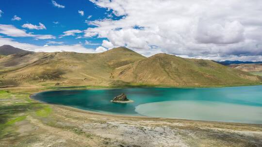 西藏羊卓雍错羊卓雍措湖泊航拍自然风光延时
