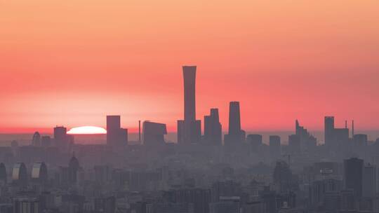 北京西山森林公园远眺国贸中国尊日出悬日视频素材模板下载