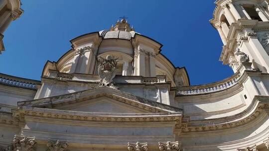 意大利罗马教堂钟声蓝天神圣