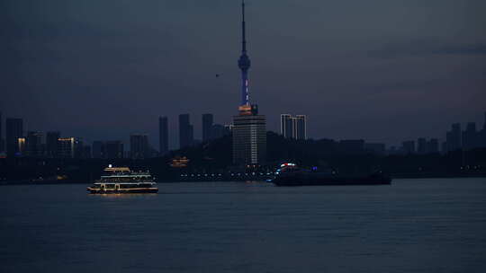 武汉武昌江滩夜景