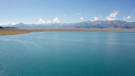 中国新疆赛里木湖夏季风景