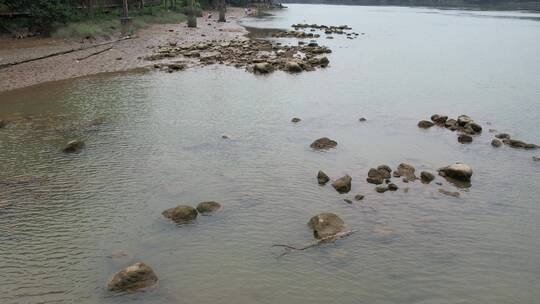 枯水期的河流航拍