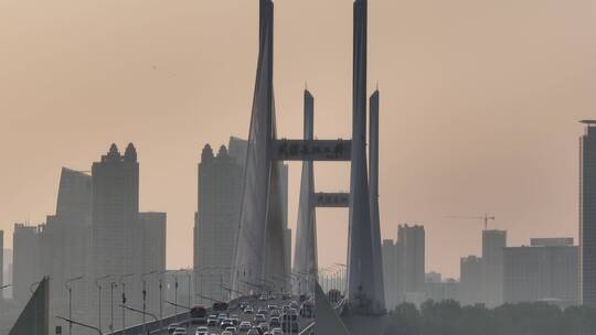 武汉长江二桥，长焦平视横移镜头