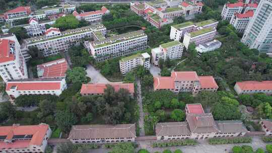 航拍厦门大学建筑