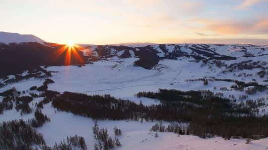 新疆阿勒泰地区喀纳斯景区雪景航拍