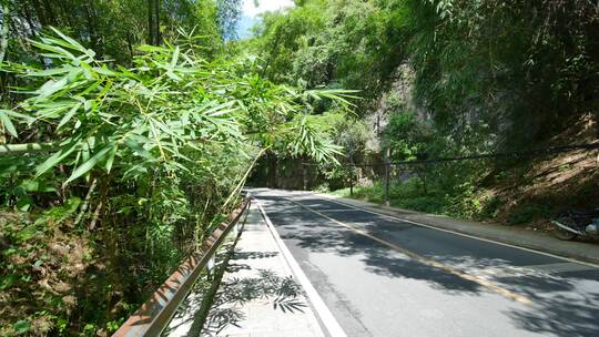 广西桂林阳朔乡村小路