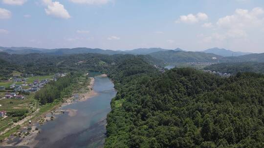 航拍丘陵山峰森林