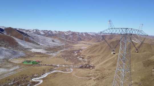 4K青藏高原特高压电力建设放线施工08