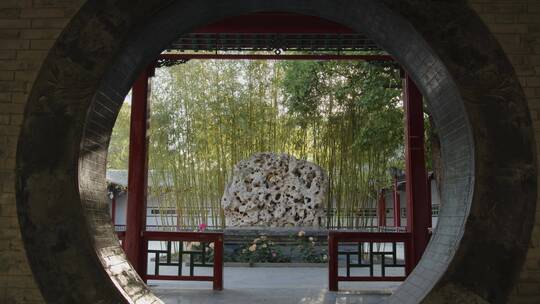 中国园林月亮门