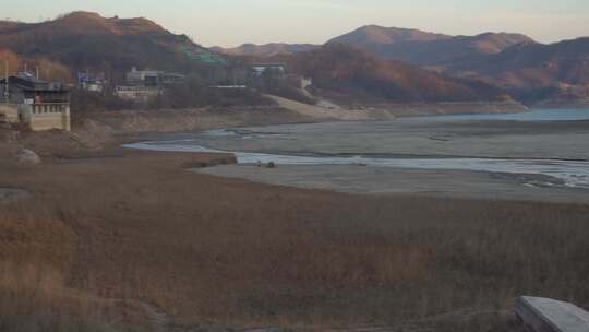 郊区 傍晚 日落 山河美景 远景