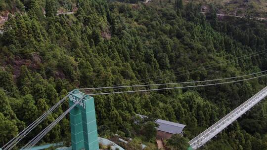 玻璃栈道/玉苍山