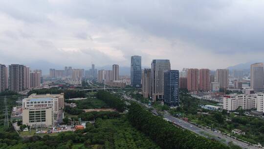 航拍城市建筑高楼交通桥梁地标风景