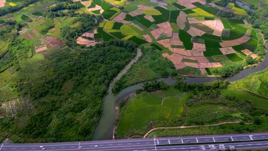 航拍中国广西最美高速桂林田园风光