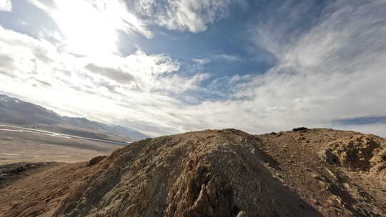 FPV穿越机盘山西藏沙漠飞跃山脊雪山公路
