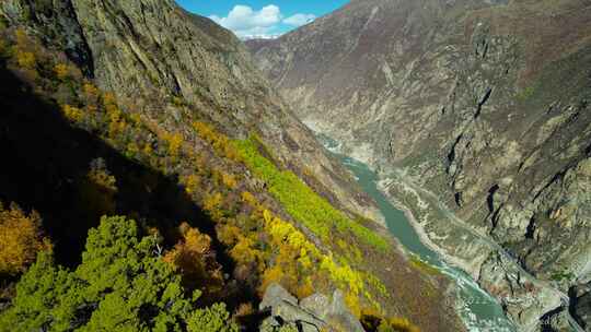 西藏山南达古峡谷景区