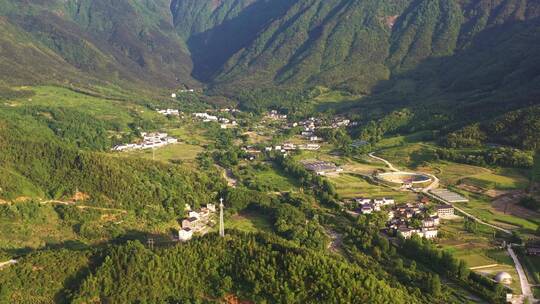 航拍江西明月山山脚下的乡村