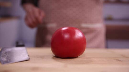 西红柿番茄榨汁番茄汁蔬果汁健康视频素材模板下载