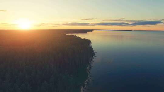 夕阳下山水湖泊森林湿地自然风景