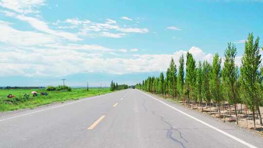 新疆公路风景