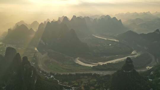 航拍桂林山水风光日出与喀斯特山峰