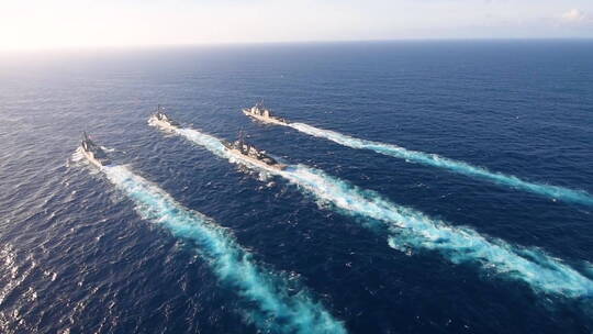 海军的船在大海上航行视频素材模板下载
