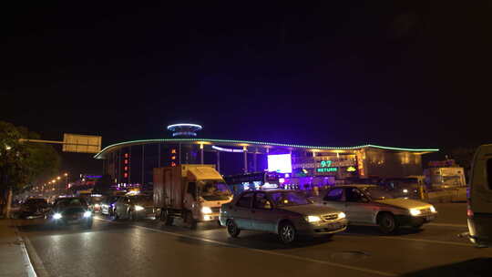 武汉汉口江滩商业街车流光线夜景延时摄影