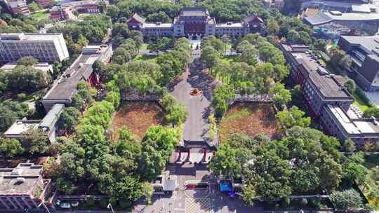 四川大学北门和教学楼学府广场白昼晴天航拍