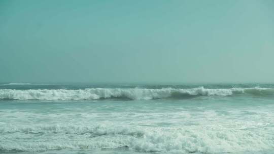 海浪浪花波涛汹涌翻滚