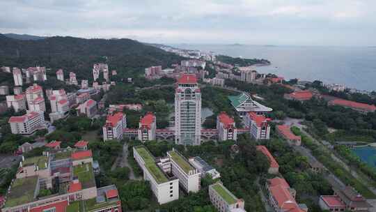 航拍厦门大学建筑