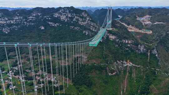 花江峡谷大桥建设航拍