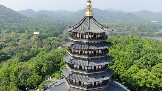 航拍浙江杭州雷峰塔，城隍阁