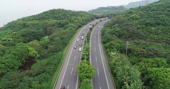 【空镜】4K航拍-江南乡村自然风光-公路车流