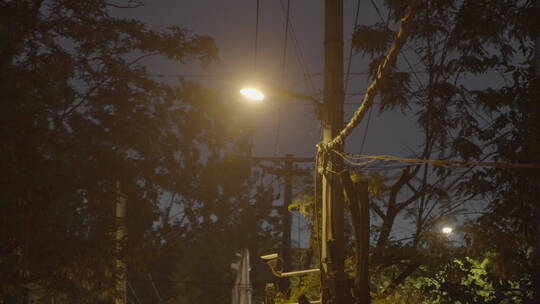 夜晚街道路灯 小区路灯