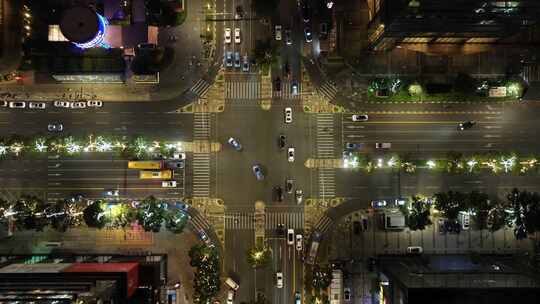 十字路口高峰期车流夜景航拍