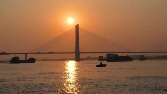 长江大桥夕阳晚霞