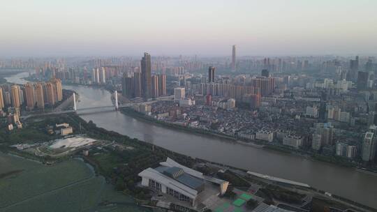 航拍武汉城市宣传片地标建筑