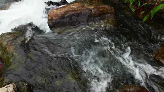 清澈河水河流水源水流溪流溪水