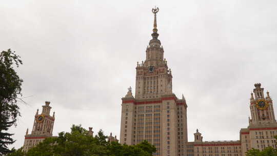 莫斯科国立大学大楼